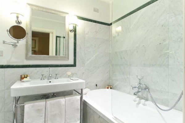 Donna Camilla Savelli image 9